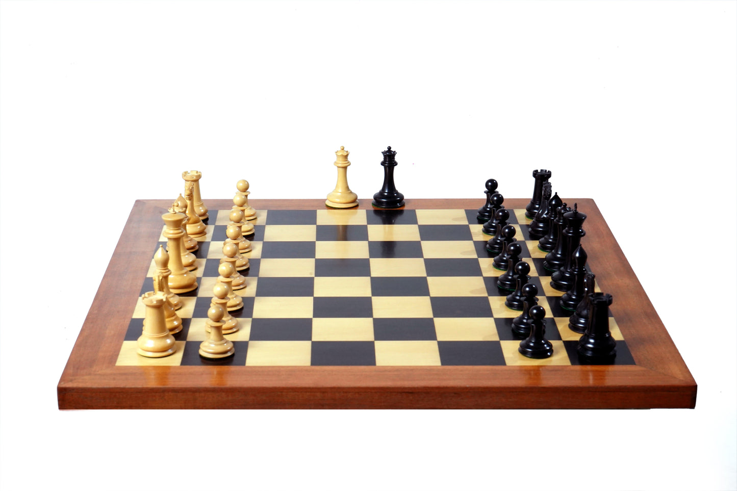1850 London Boxwood and Ebony 3.5 Inch Replica Chessmen - Official Staunton™