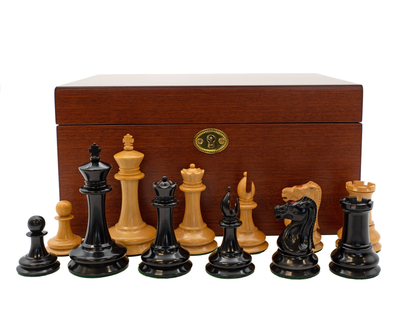 3.5" Leuchars Chess Pieces & Box