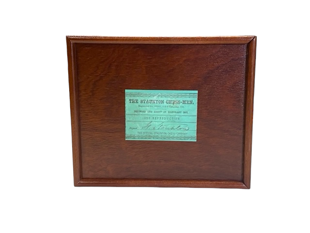 1850 London Boxwood and Ebony 3.5 Inch Replica Chessmen - Official Staunton™