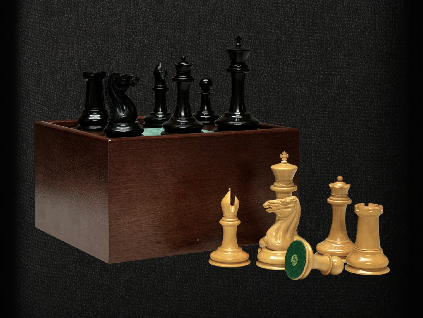 1850 London Chessmen Italian Retro Chessboard and Slide Top Box - Official Staunton™