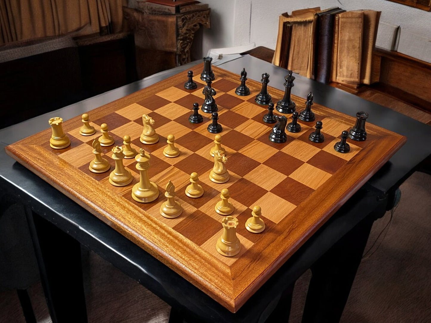 Reproduction Leuchars 1849 Vintage Staunton Chess Set, Board and Box