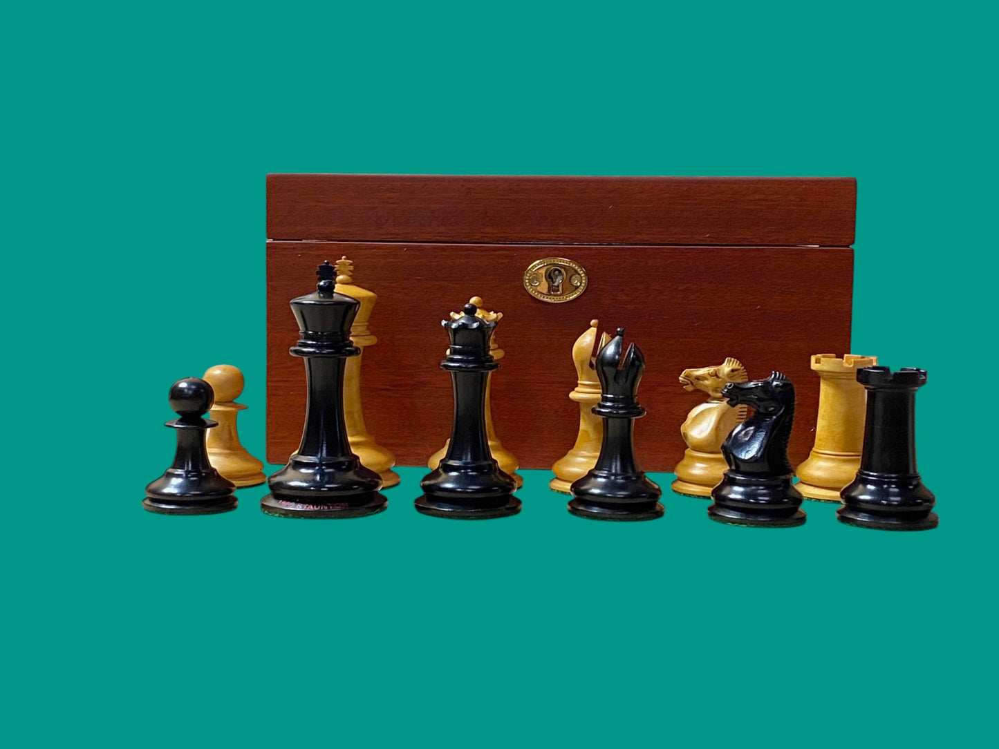 Antique Dropjaw Reproduction Chessmen & Mahogany Hinged Box