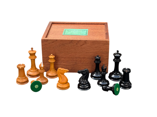 1850 London 3.5" Antique Boxwood Ebony Chessmen and Mahogany Slide Box