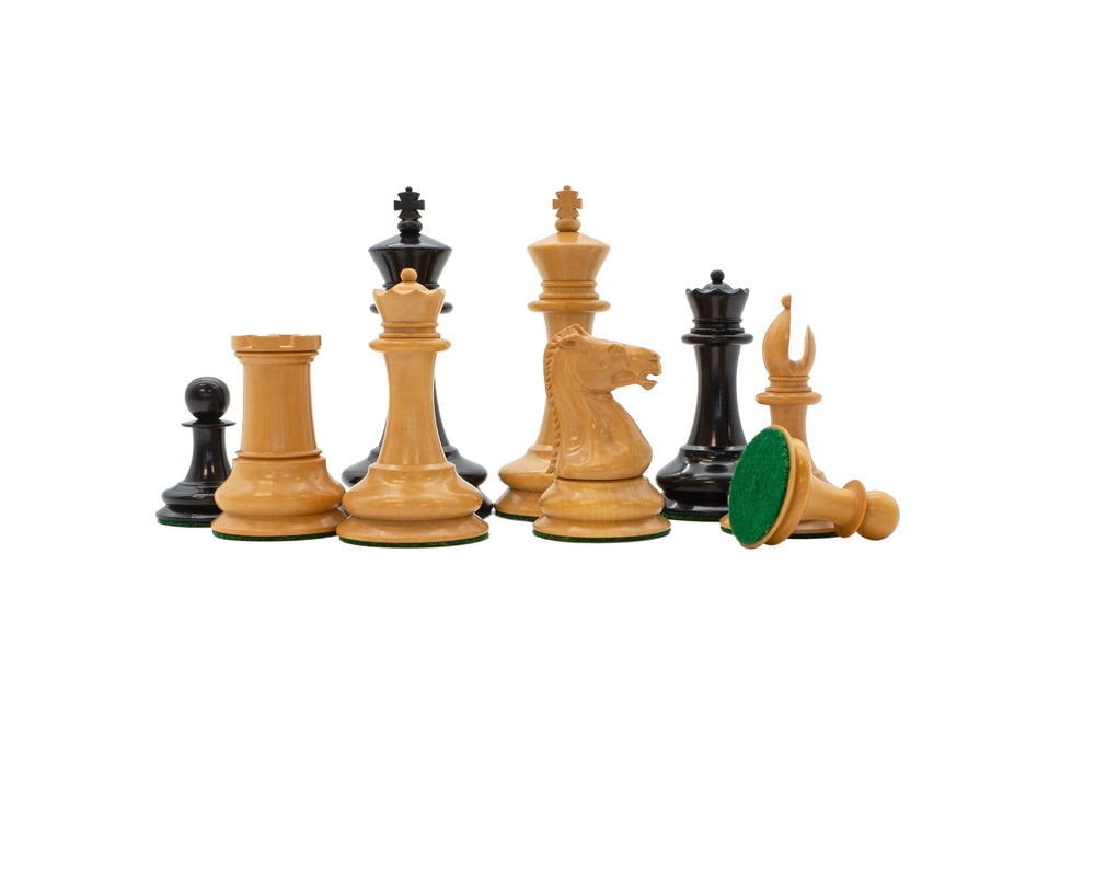 3.5" Leuchars Chess Pieces & Box
