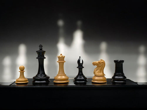 Leuchars Cooke Chess Pieces and Mahogany Box